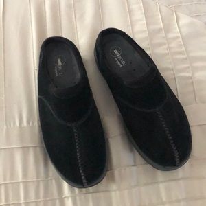 Easy Spirit Anti gravity mules/clogs